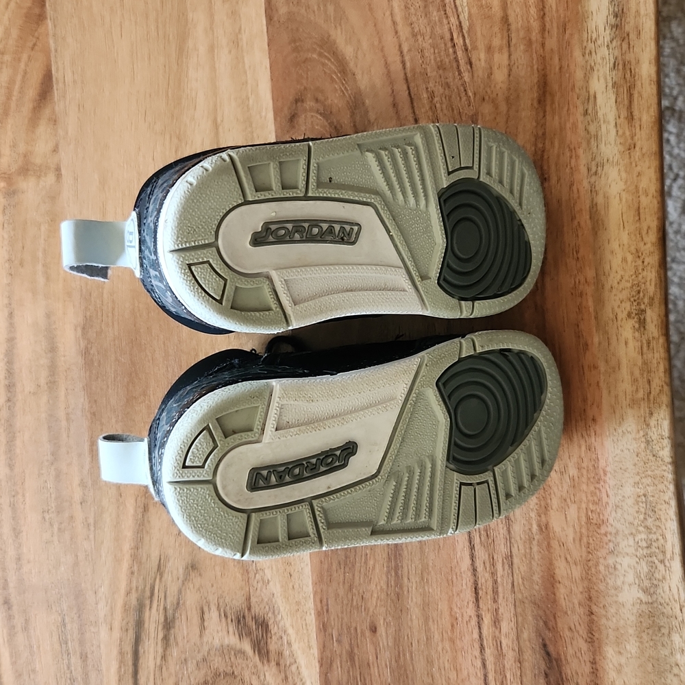 Jordan Spizike for Toddler Size 6c - Picture 3 of 8